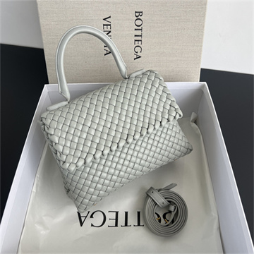 bottega veneta patti intreccio leather top handle bag #776783